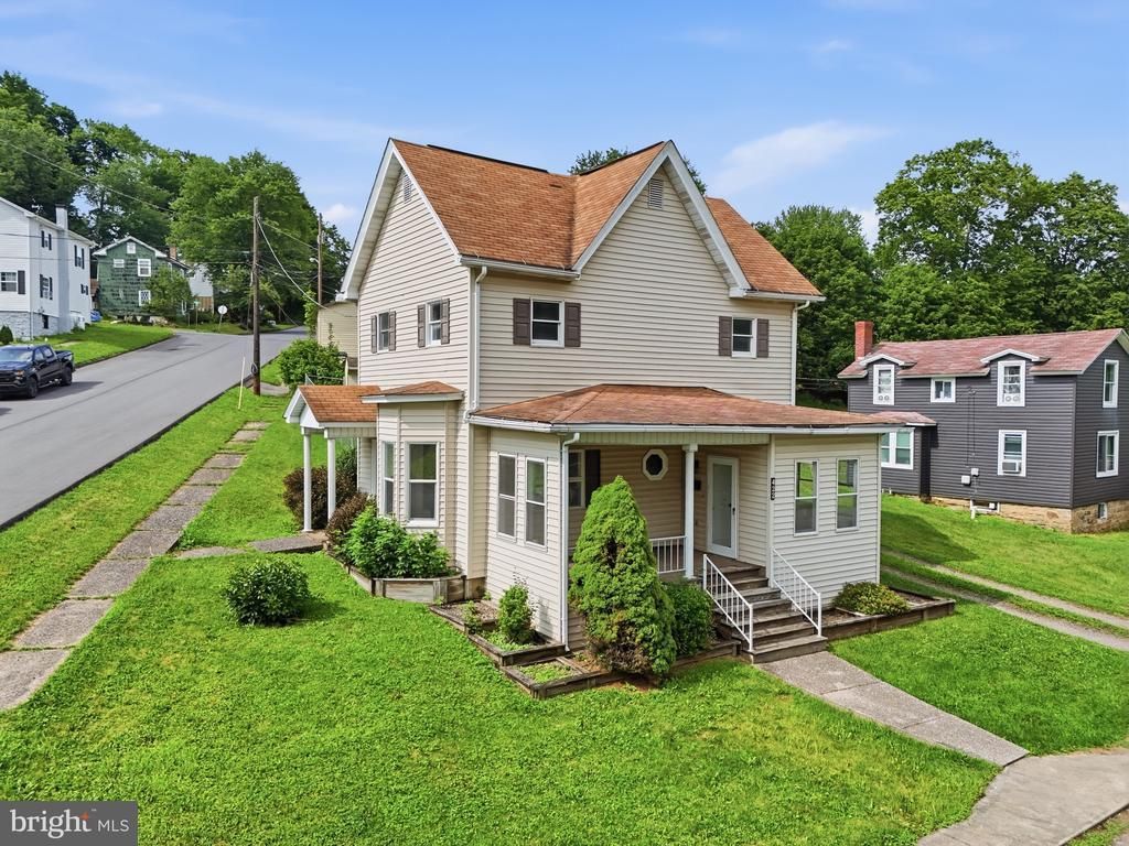 422 HANNAH STREET, HOUTZDALE, PA 16651