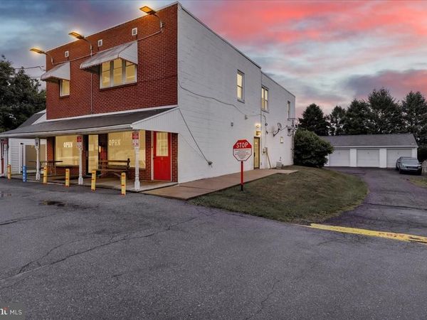 631A HILL ROAD, WERNERSVILLE, PA 19565