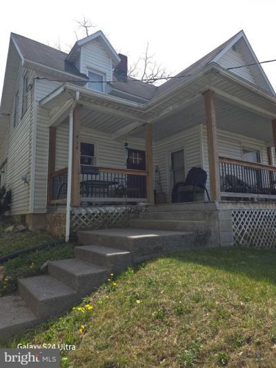 414 E Walnut Street, Lewistown, PA 17044 Main Photo