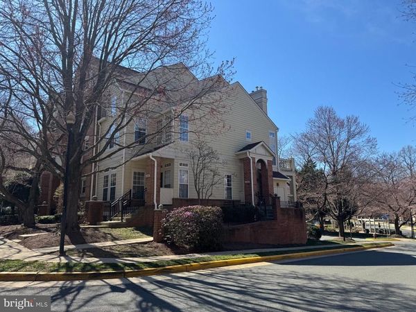1348 GARDEN WALL CIRCLE, Unit 513, RESTON, VA 20194