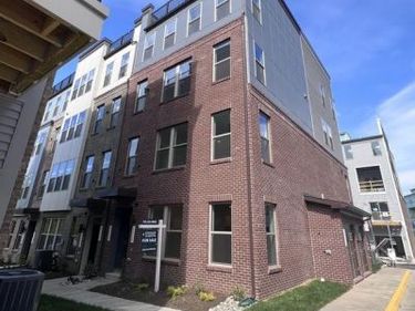 2433 SILVER LINE ALLEY, HERNDON, VA 20171