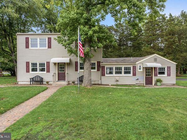 125 IROQUOIS TRAIL, MEDFORD LAKES, NJ 08055