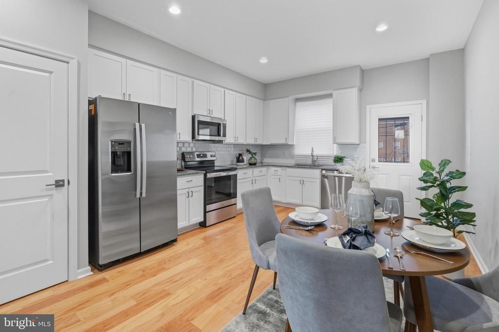 1020 N Eden Street, Baltimore, MD 21205 Main Photo