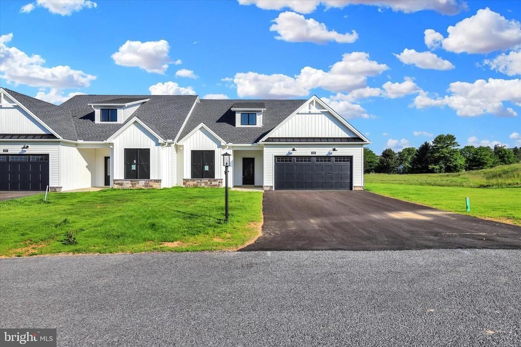 7680 THRUSH LANE , FAYETTEVILLE, PA 17222