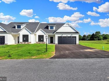 7680 THRUSH LANE, FAYETTEVILLE, PA 17222