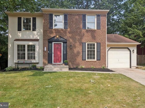 12 SHADOW OAK COURT , MOUNT LAUREL, NJ 08054
