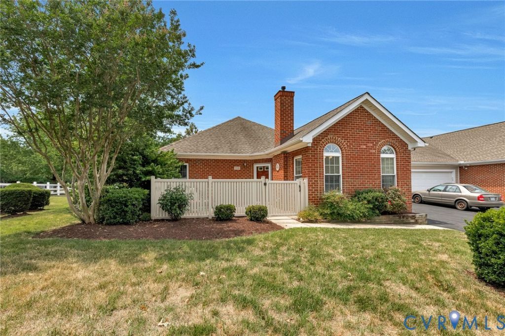 1536 Patriot Circle, Glen Allen, VA 23059 Main Photo