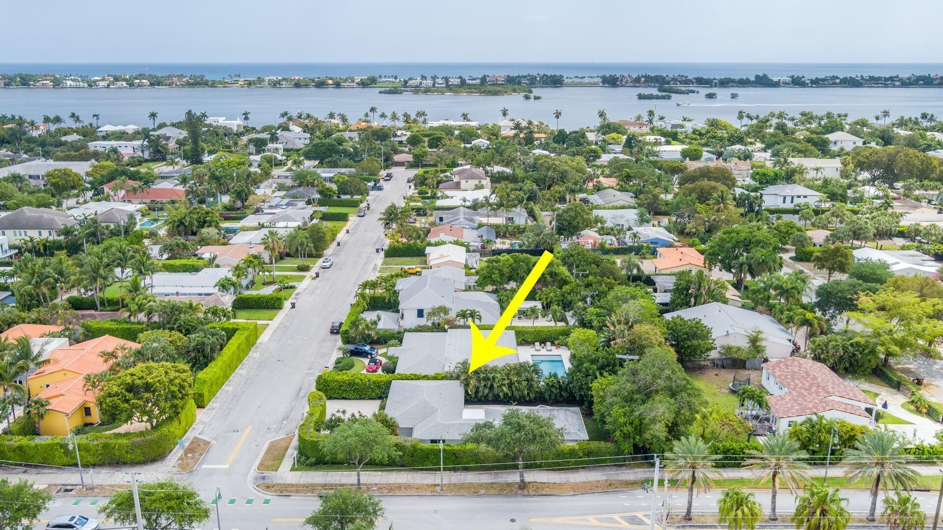 246 Gray Street, West Palm Beach, FL 33405 Photo