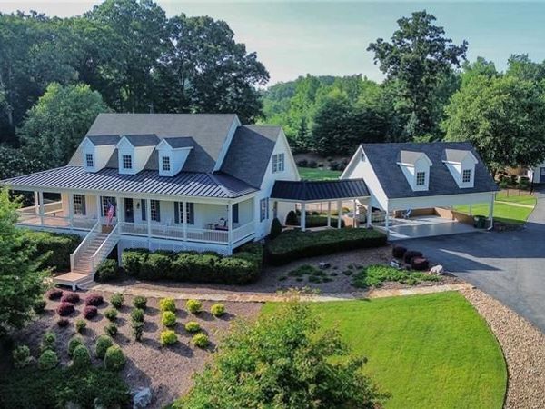 281 Chilhoe Drive, Canton, GA 30115