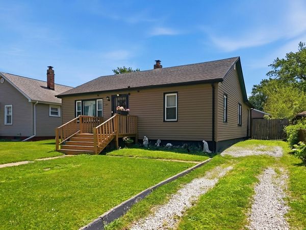 905 W 38th Avenue , Hobart, IN 46342