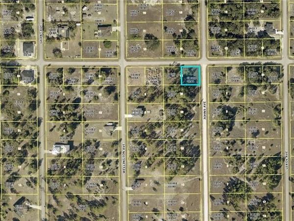 3504 E 17th ST , LEHIGH ACRES, FL 33972