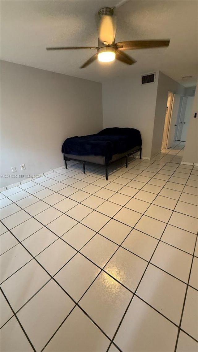 1770 NE 191st St , Unit 114-1, Miami, FL 33179 Photo
