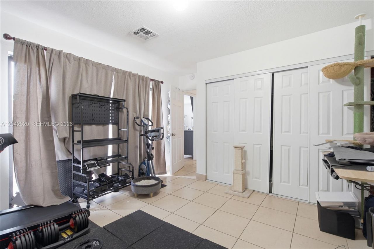 10327 NW 9th St Cir, Unit 1-7, Miami, FL 33172 Photo