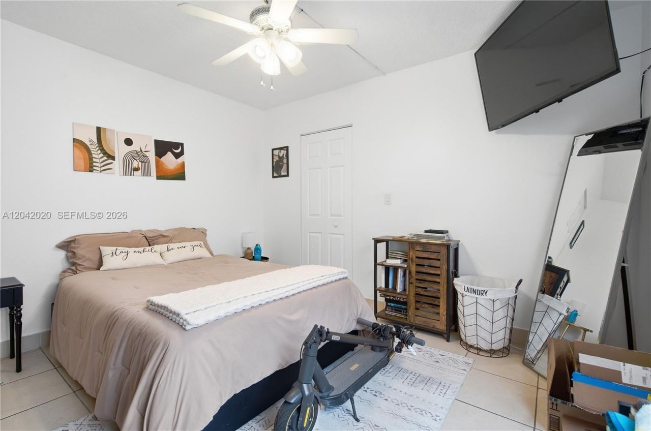 10327 NW 9th St Cir, Unit 1-7, Miami, FL 33172 Photo
