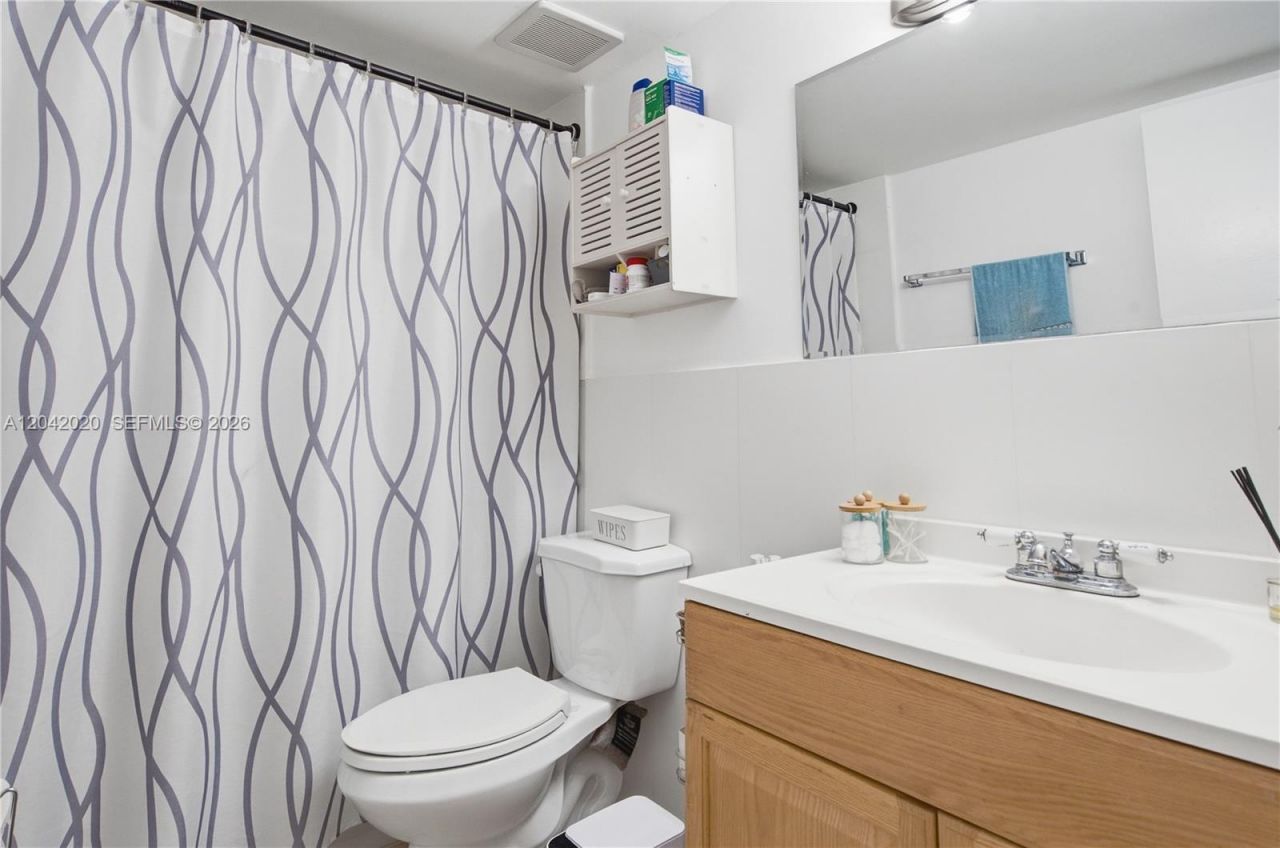 10327 NW 9th St Cir, Unit 1-7, Miami, FL 33172 Photo