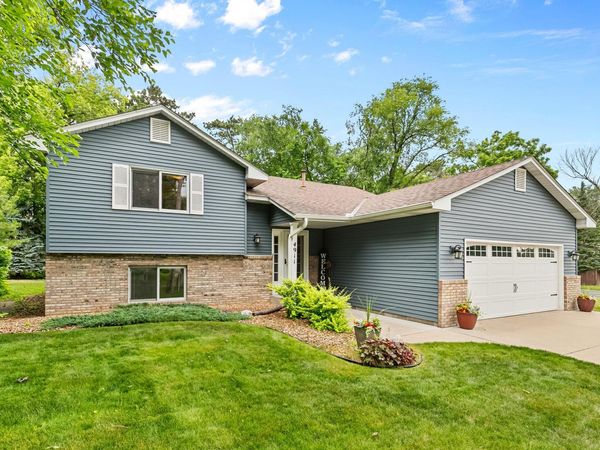 4911 106th Avenue NE, Circle Pines, MN 55014