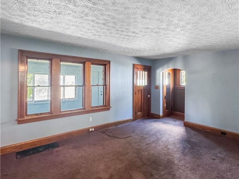 2041 13th Street SW, Akron, OH 44314 Photo 7