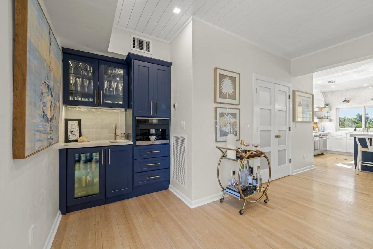 1048 Kings Crown Dr, Sanibel, FL 33957 Photo