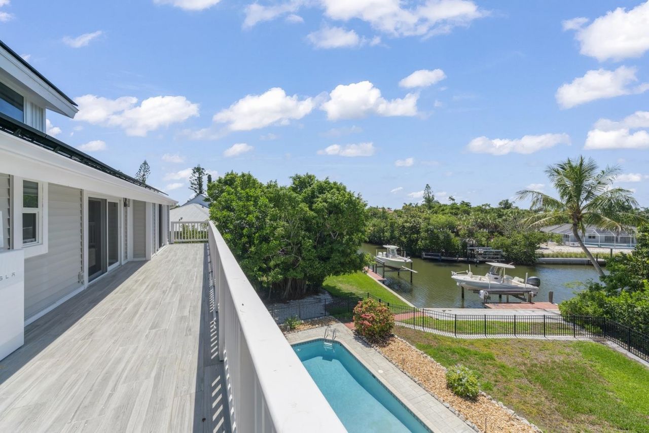 1048 Kings Crown Dr, Sanibel, FL 33957 Photo