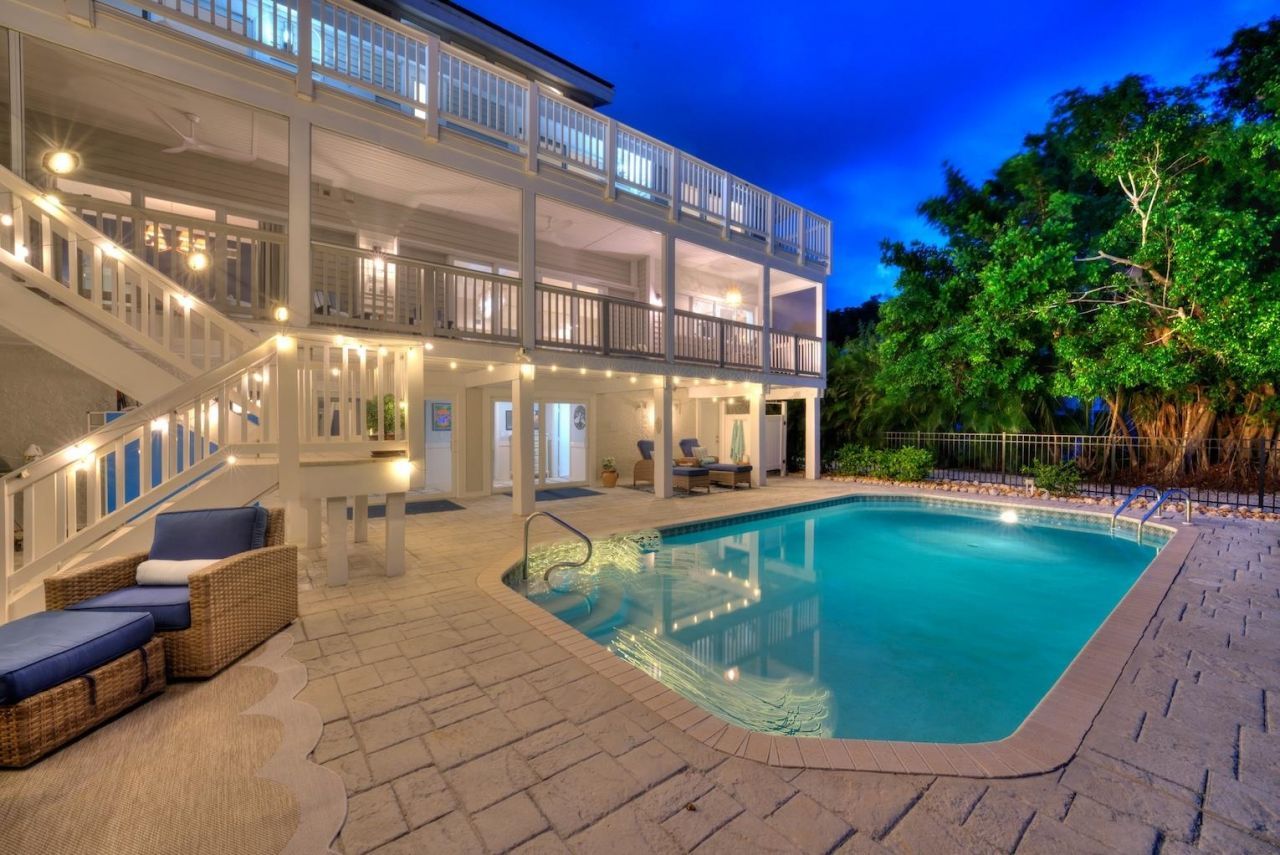 1048 Kings Crown Dr, Sanibel, FL 33957 Photo