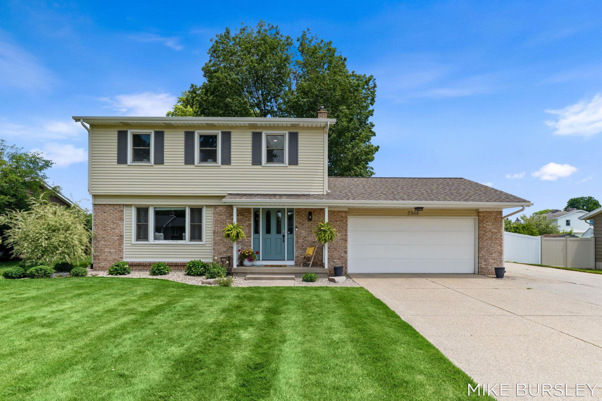 7366 Harmon Lane, Jenison, MI 49428 Main Photo