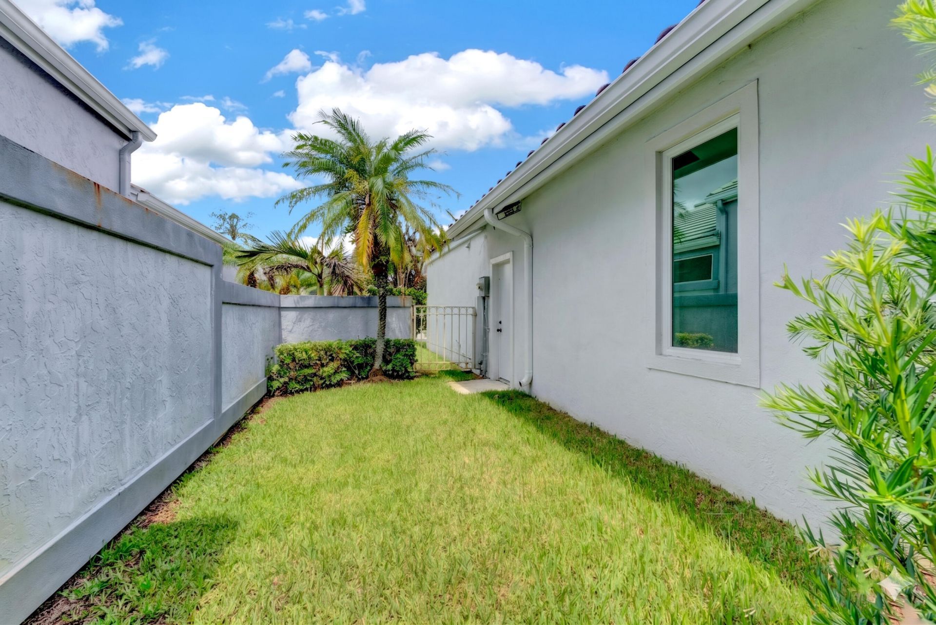 13878 Palm Grove Place, Palm Beach Gardens, FL 33418 Photo