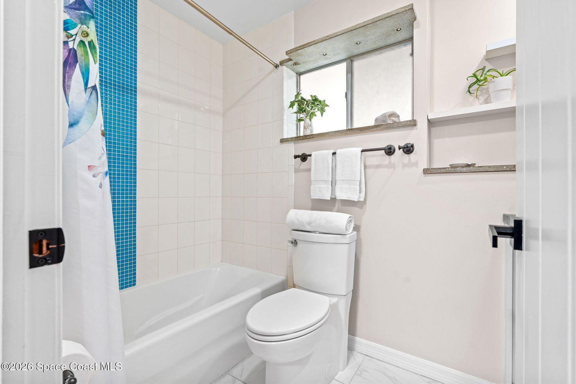 419 Ocean Avenue, Unit 305, Melbourne Beach, FL 32951 Photo