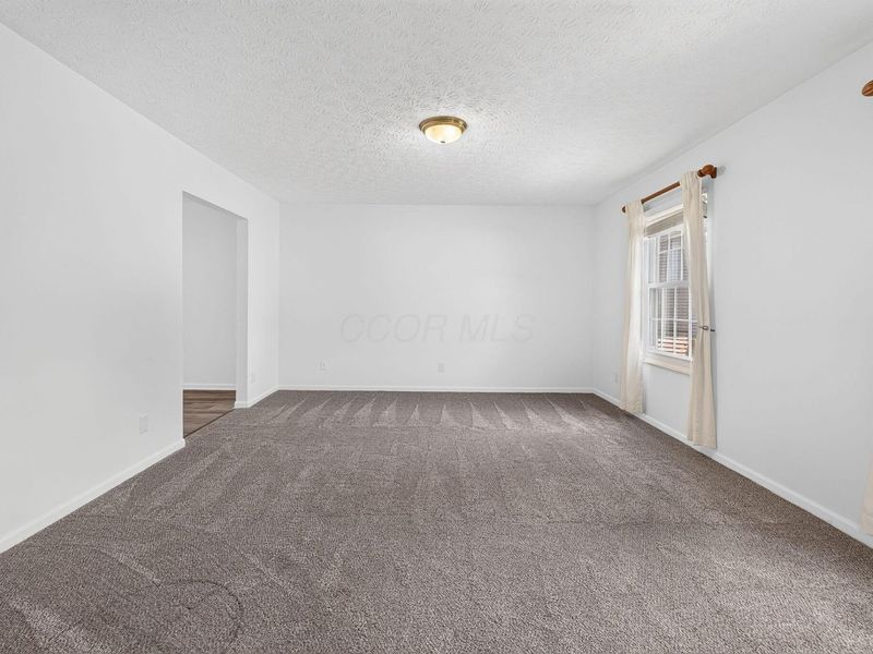 2586 Pennbrook Court, Hilliard, OH 43026 Photo 6