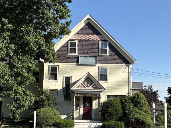 399 S Main St, Haverhill, MA 01835