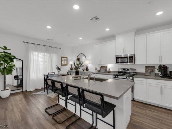 600 N Carriage Hill Drive, Unit 1069, Las Vegas, NV 89138