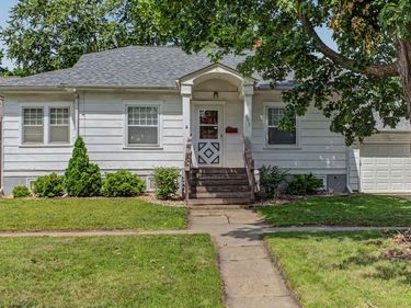 1012 10th Street, Nevada, IA 50201