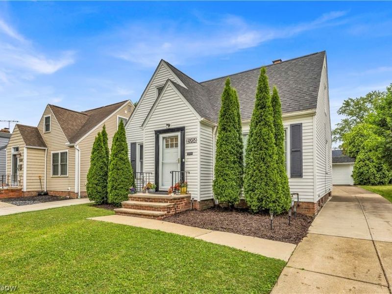 4198 Wilmington Road, South Euclid, OH 44121 Photo 2