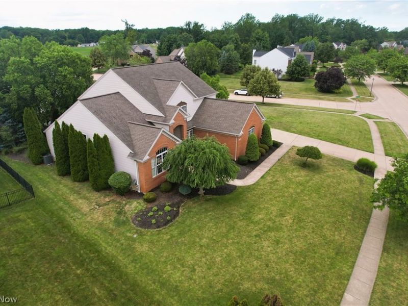 3676 Truxton Place, Avon, OH 44011 Photo 3