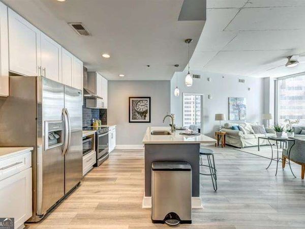 950 W Peachtree Street NW, Unit 1504, Atlanta, GA 30309