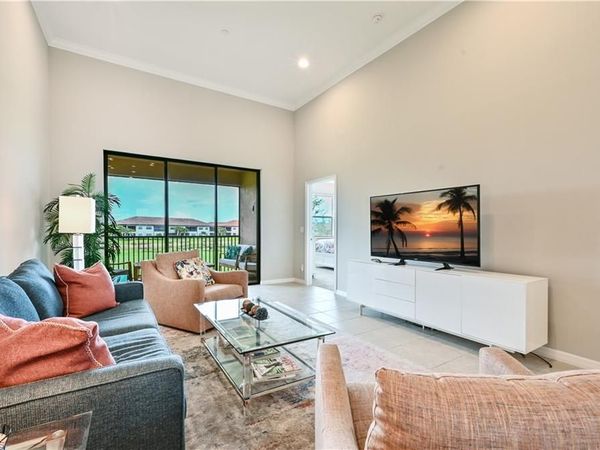 9386 Pocida CT , Unit 204, NAPLES, FL 34119