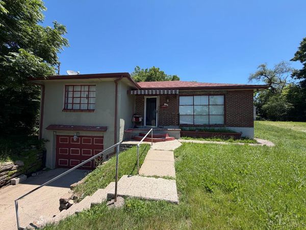 9564 Wayne Avenue, Lincoln Heights, OH 45215