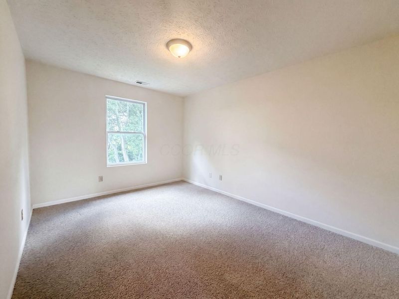 4625 Kenross Drive , Columbus, OH 43207 Photo 14
