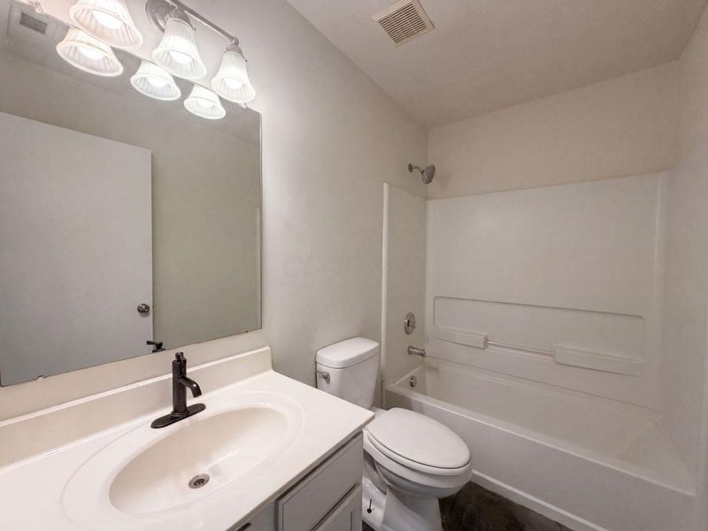 4625 Kenross Drive , Columbus, OH 43207 Photo 21