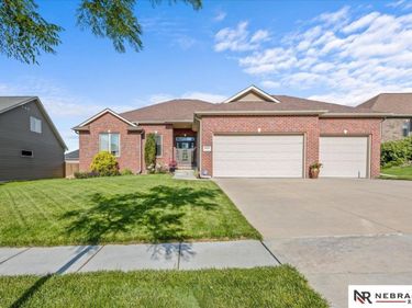 9423 S 28th Street, Lincoln, NE 68516