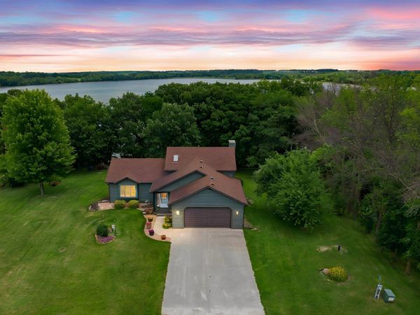 13611 Fox Lake Trail, Faribault, MN 55021
