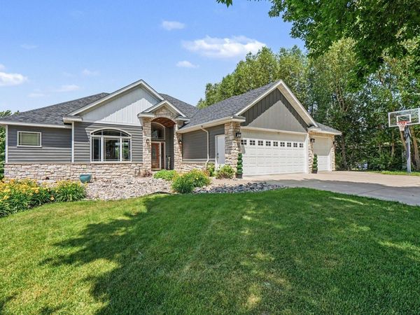 301 9th Street SE, New Prague, MN 56071