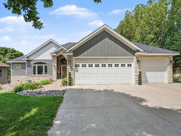 301 9th Street SE, New Prague, MN 56071