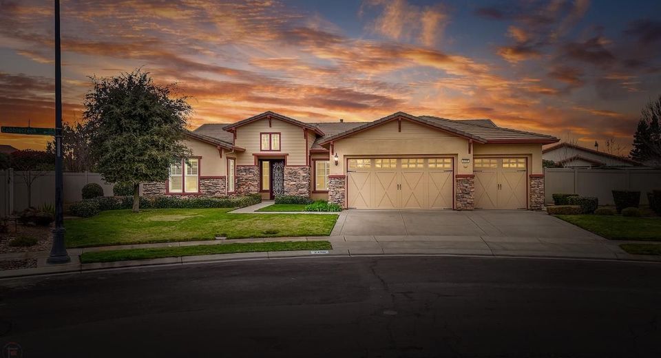 2498 Pepper Tree Ln, Manteca, CA 95336 Photo
