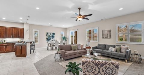2498 Pepper Tree Ln, Manteca, CA 95336 Photo