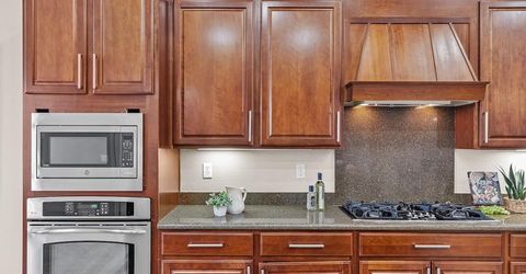 2498 Pepper Tree Ln, Manteca, CA 95336 Photo
