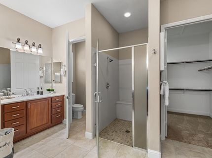 2498 Pepper Tree Ln, Manteca, CA 95336 Photo