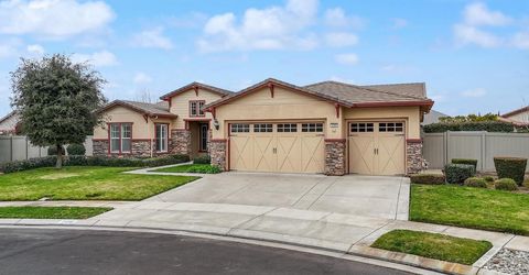 2498 Pepper Tree Ln, Manteca, CA 95336 Photo
