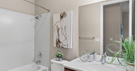 2498 Pepper Tree Ln, Manteca, CA 95336 Photo