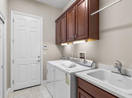 2498 Pepper Tree Ln, Manteca, CA 95336 Photo