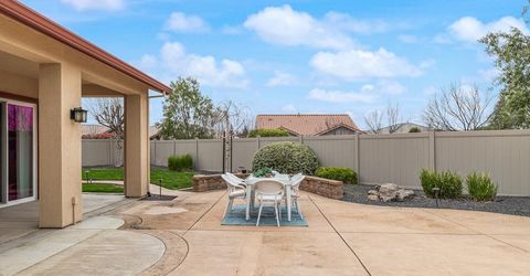 2498 Pepper Tree Ln, Manteca, CA 95336 Photo